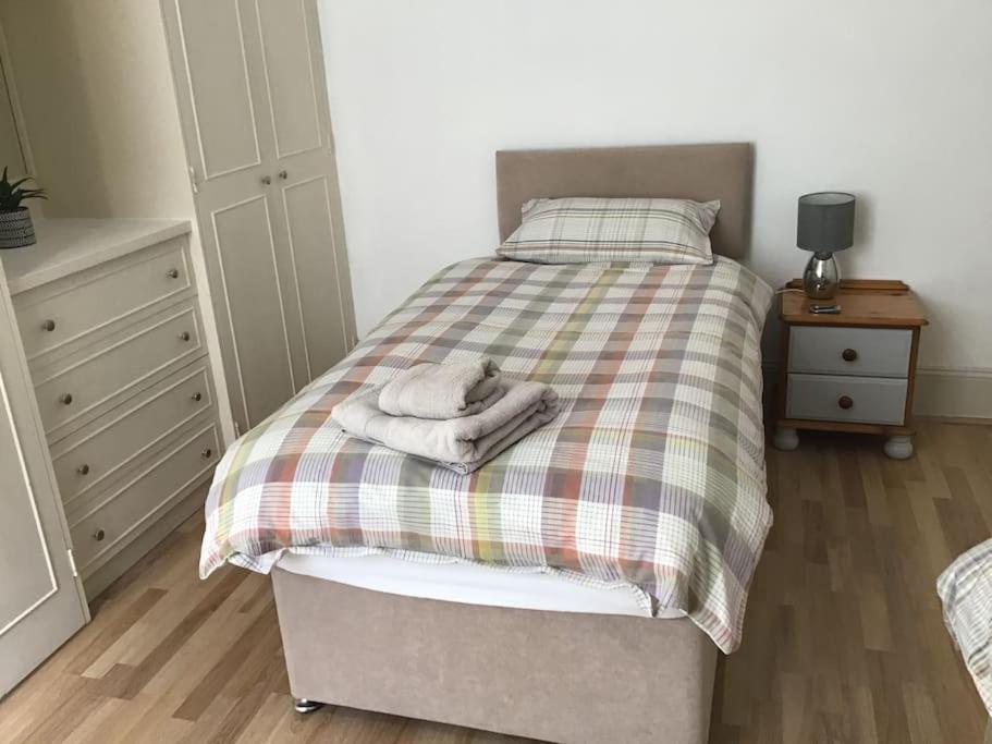 Spacious 2 Bedroom Flat In Heart Of Ballater